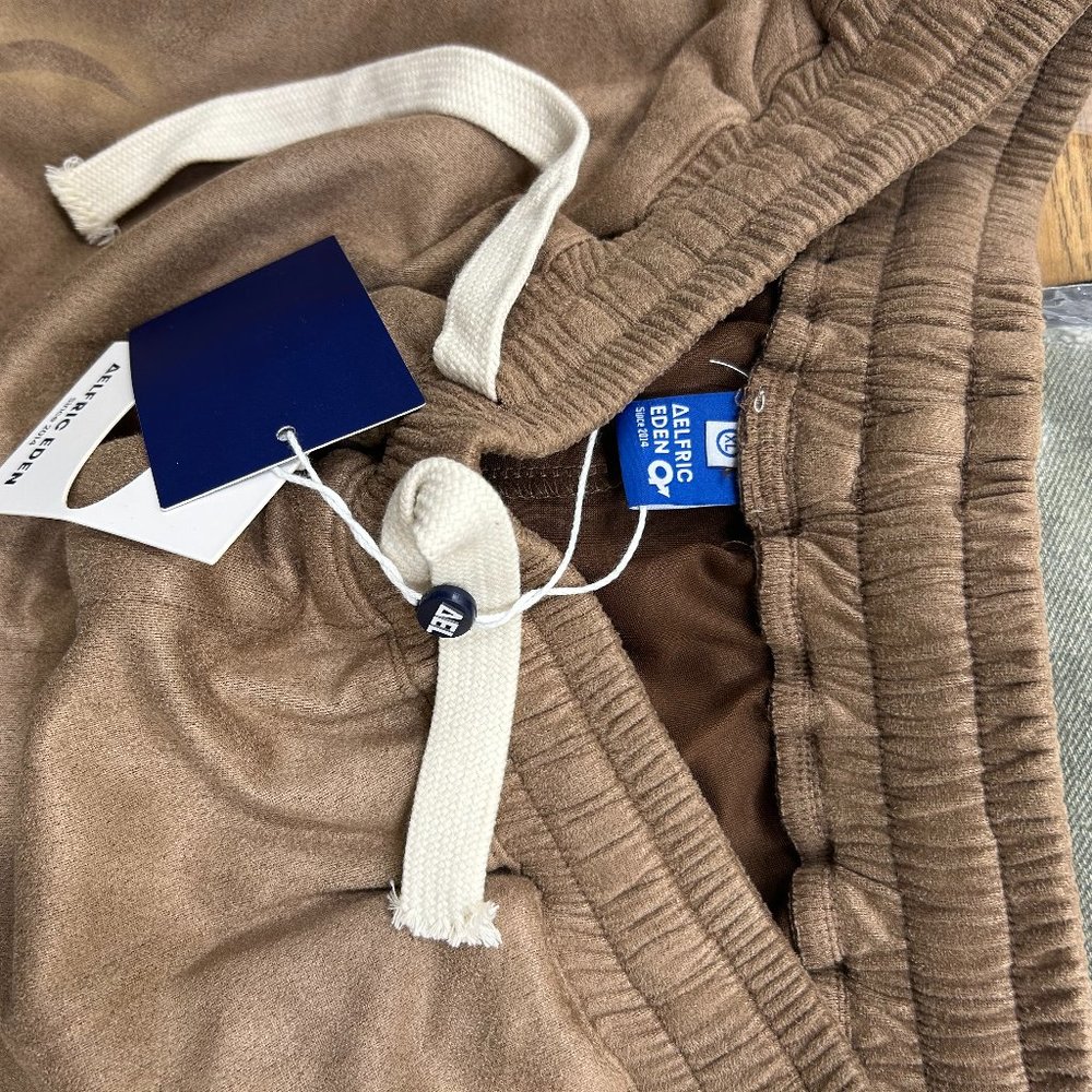 Aelfric Eden light brown wash athleisure shorts